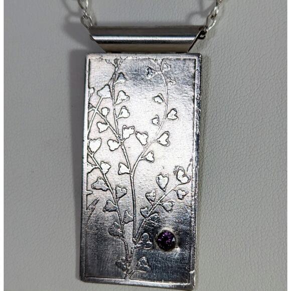Sterling silver Etched Pendant  +Amethyst 1x 21/8"Lightly oxodized' 24" Sp chain - Picture 1 of 6